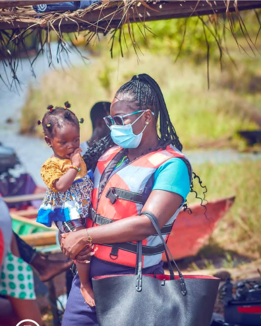 All Washed Hands On Deck, Nzulezu