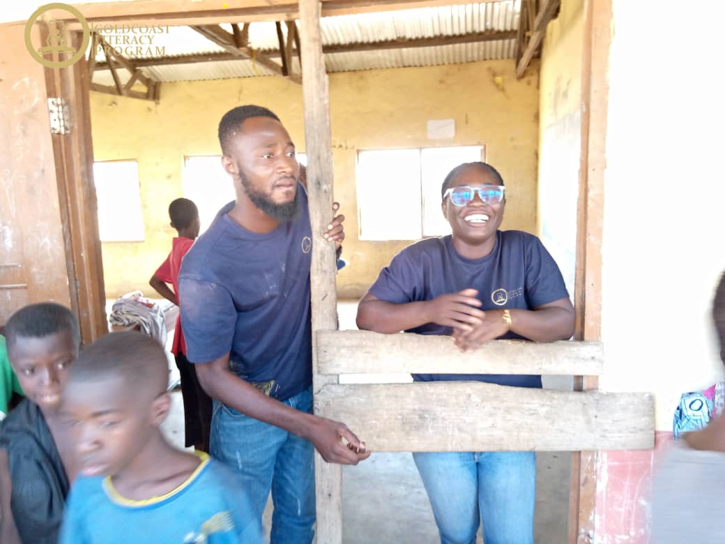 We Love To Smile, Sisaala East Edition