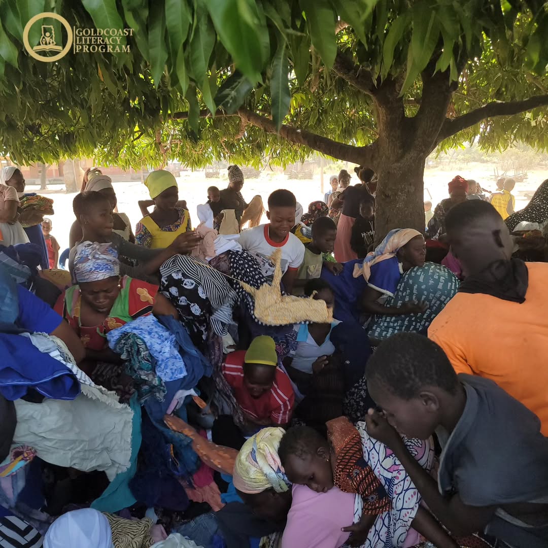 We Love To Smile, Sisaala East Edition